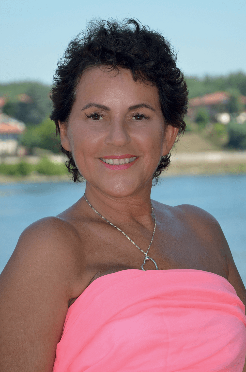 Alessandra Acquaroli Sorrisi in rosa